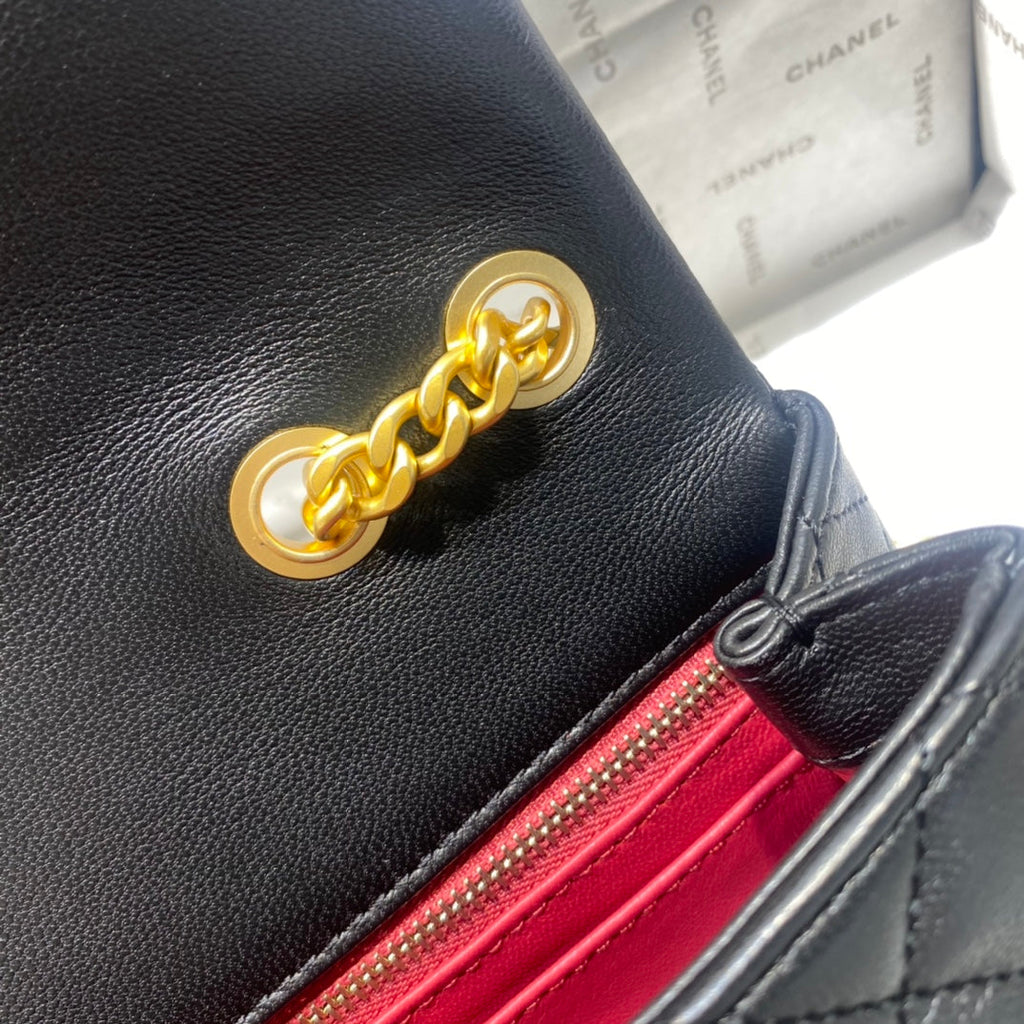 Chanel Flap Bag Gold Chain 20cm