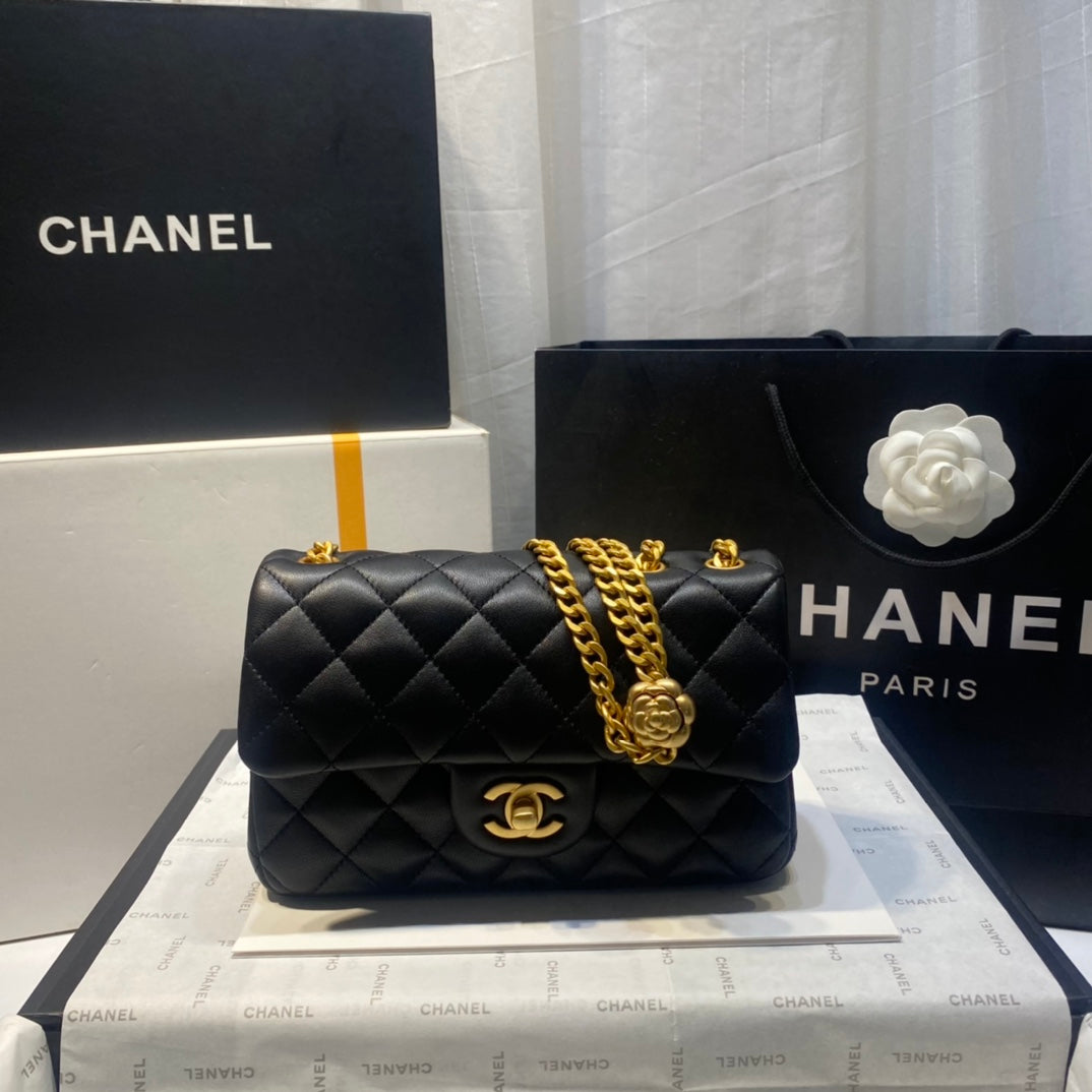 Chanel Flap Bag Gold Chain 20cm