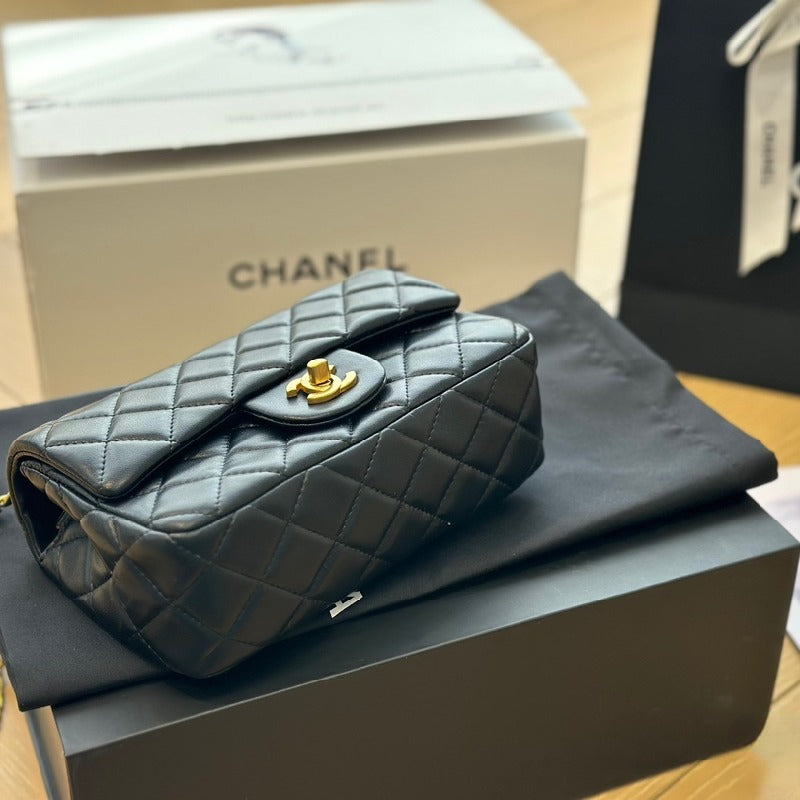 Chanel Gold Ball Chain bag