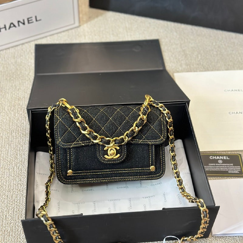 Chanel Montebello Chain bag