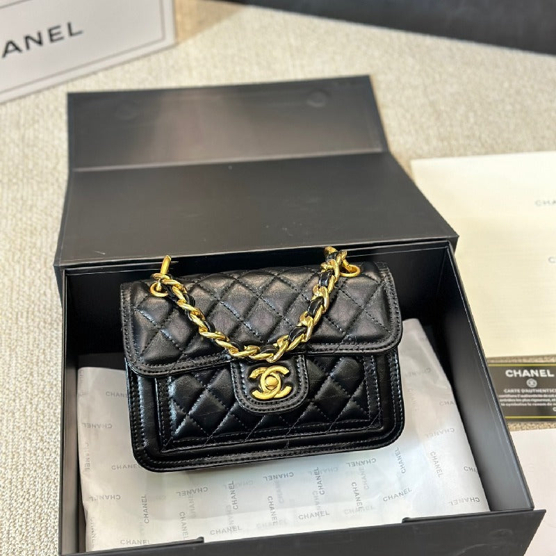 Chanel Montebello Chain bag