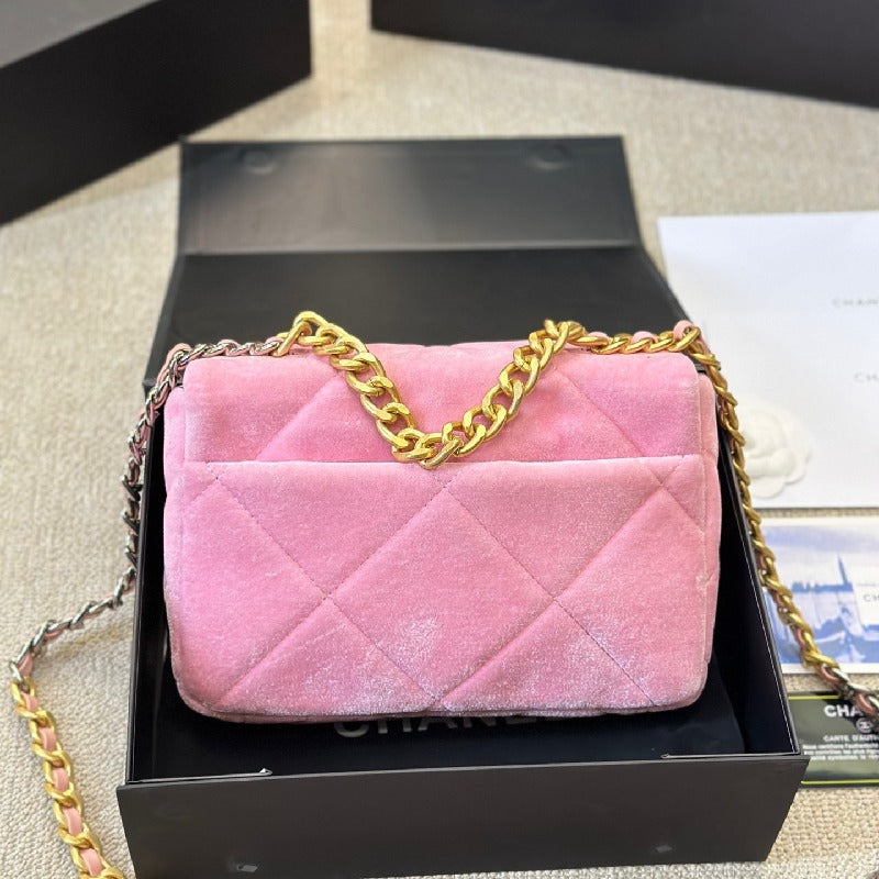 Channel Velvet Chain Bag