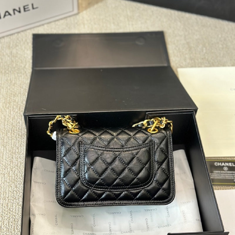 Chanel Montebello Chain bag