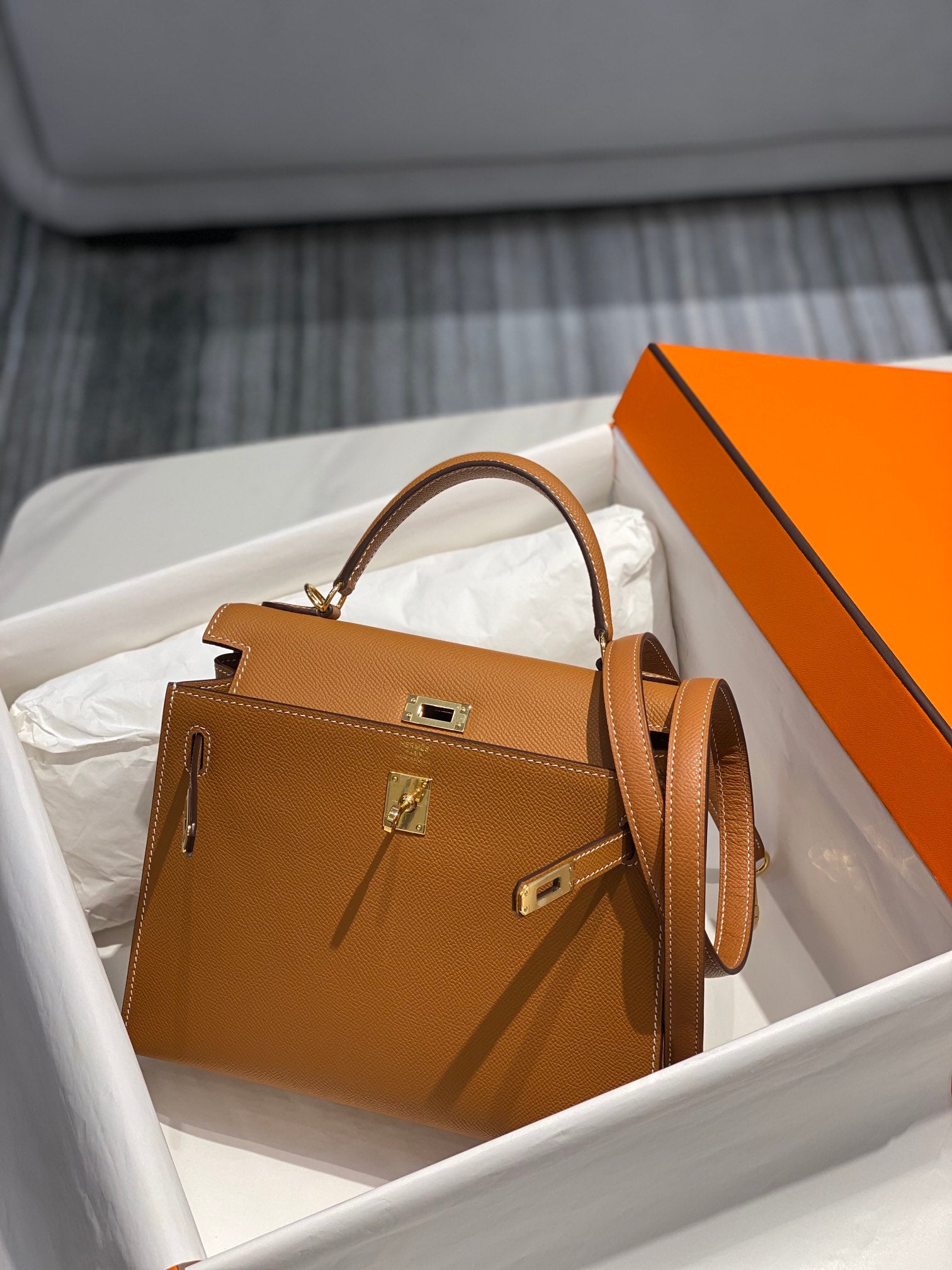 Hermès Epsom Kelly 25cm Hangbag