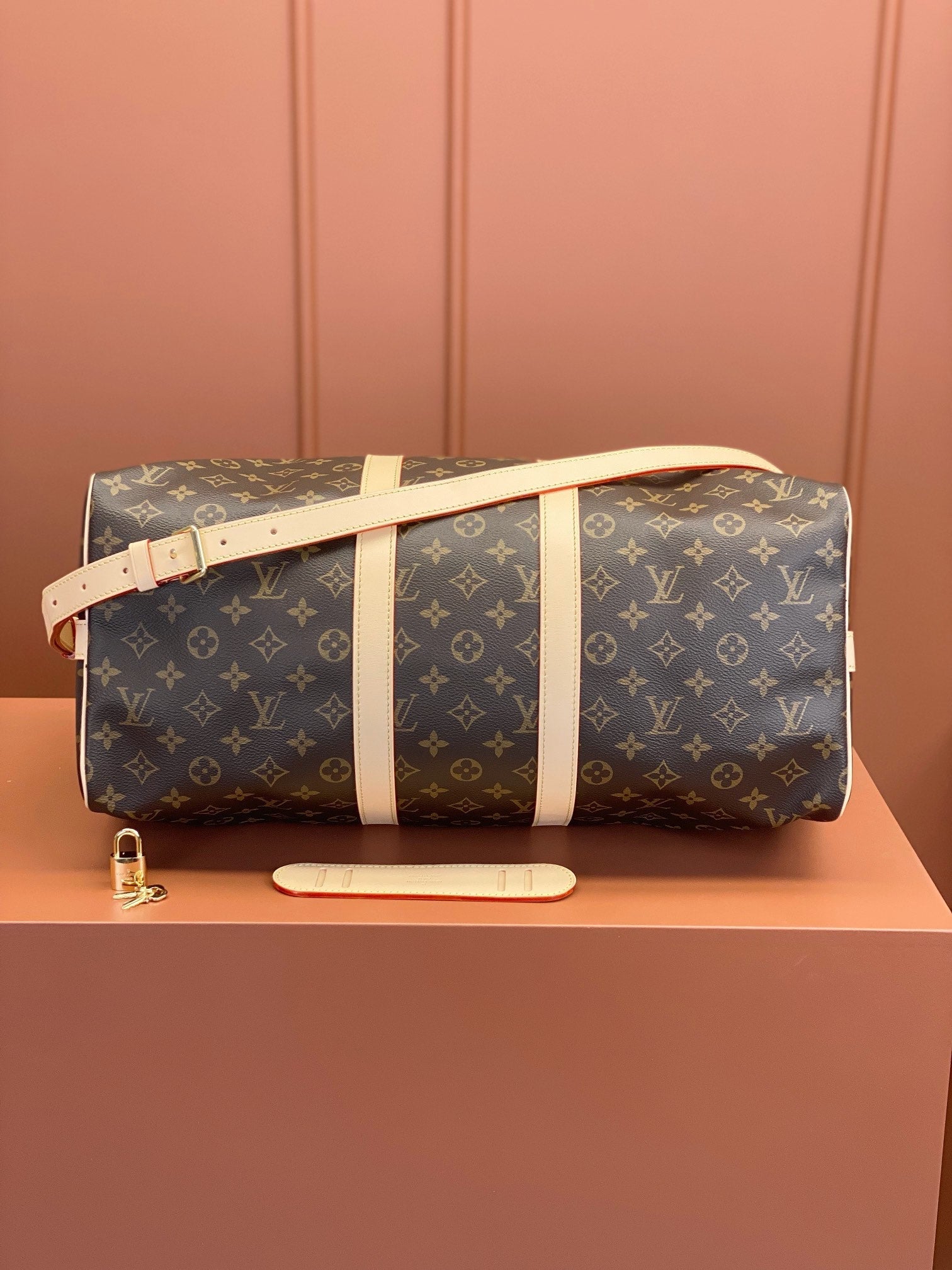 Louis Vuitton LV KEEPALL BANDOULIÈRE 45 Bag 45x27x20cm