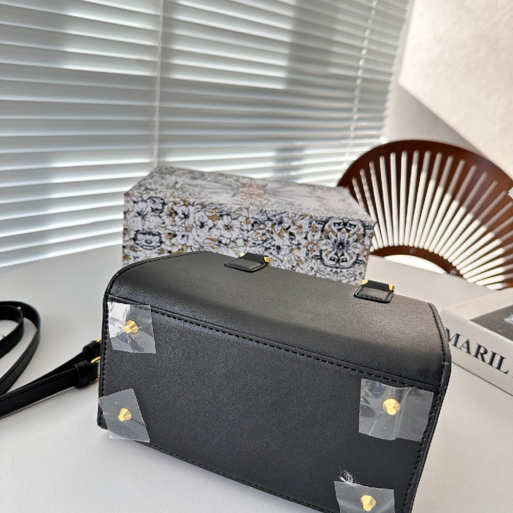 Dior Boston Bag Flap Bag 20cm