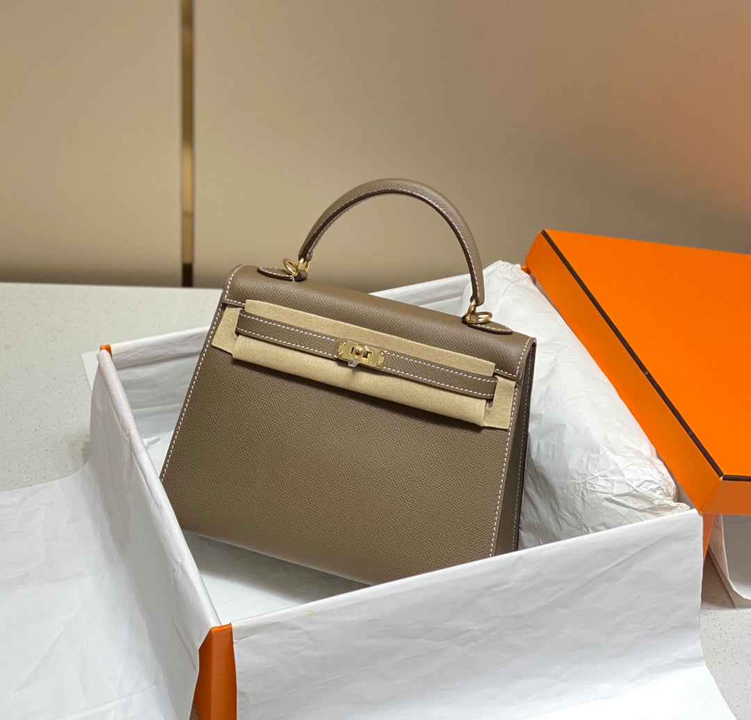 Hermès Epsom Kelly 25cm Hangbag