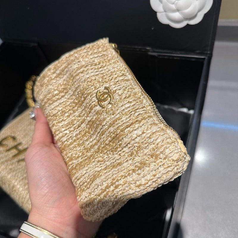 Chanel chain shoulder bag