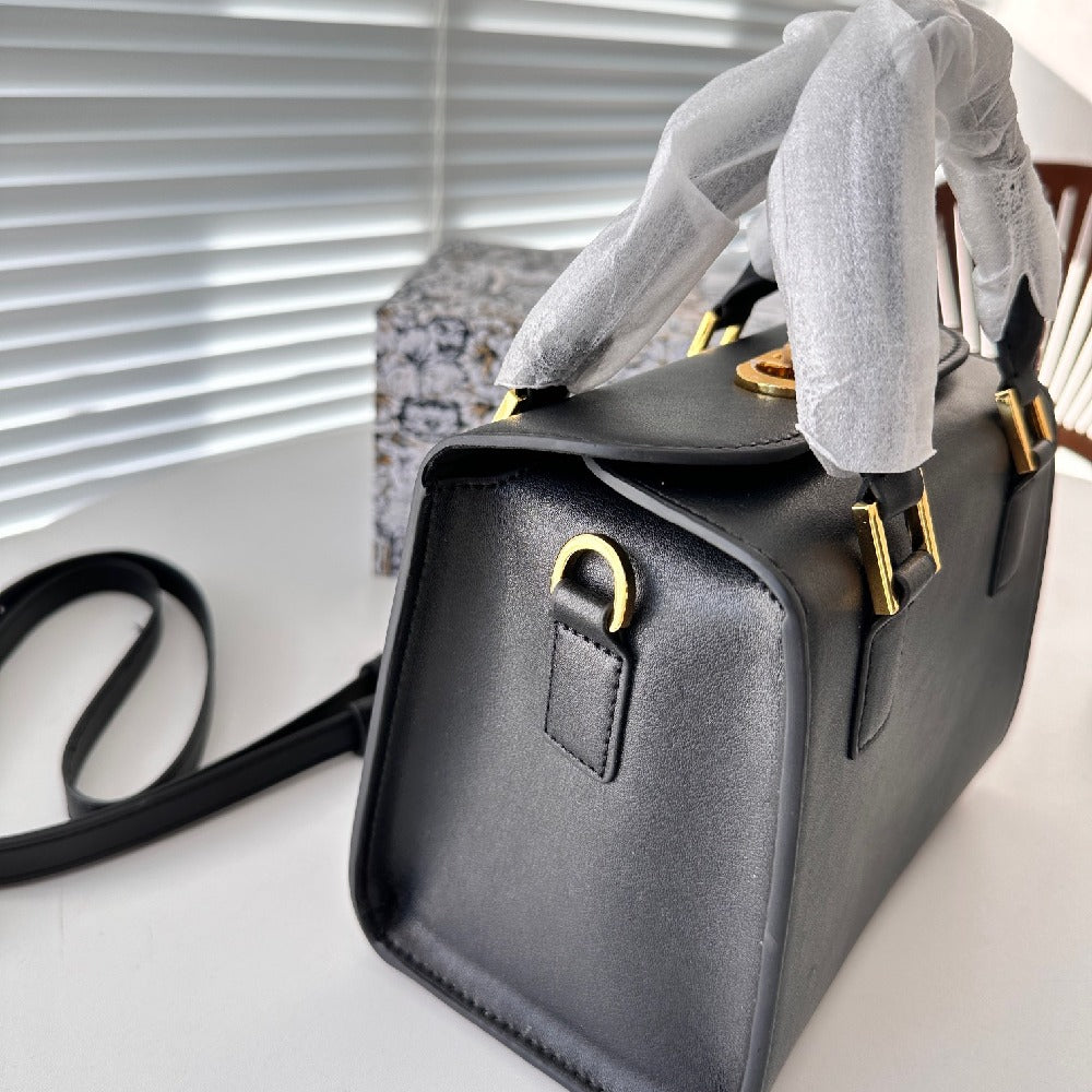 Dior Boston Bag Flap Bag 20cm