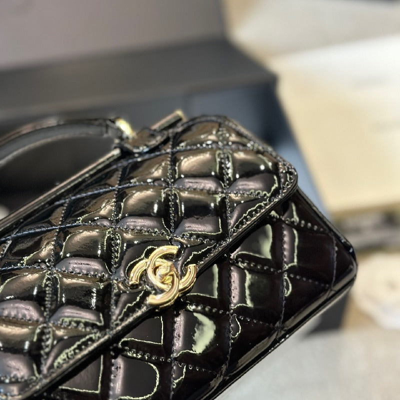 Chanel Flag Chain 23k bag