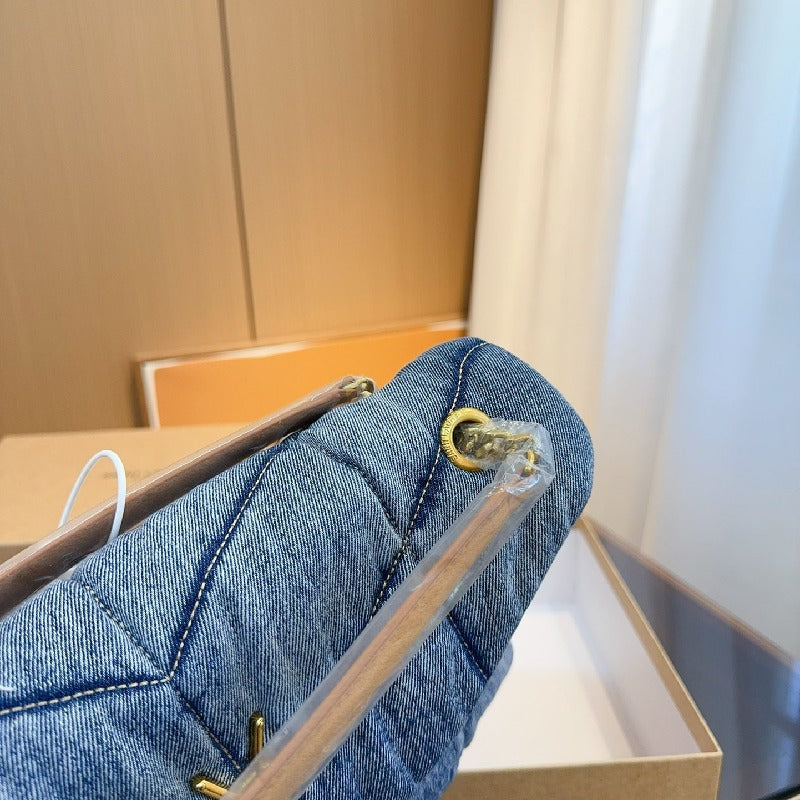 YSL Medium Flag Classic Bag