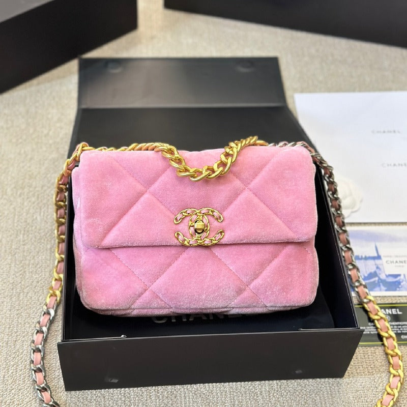 Channel Velvet Chain Bag