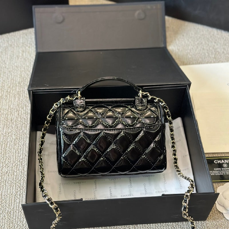 Chanel Flag Chain 23k bag