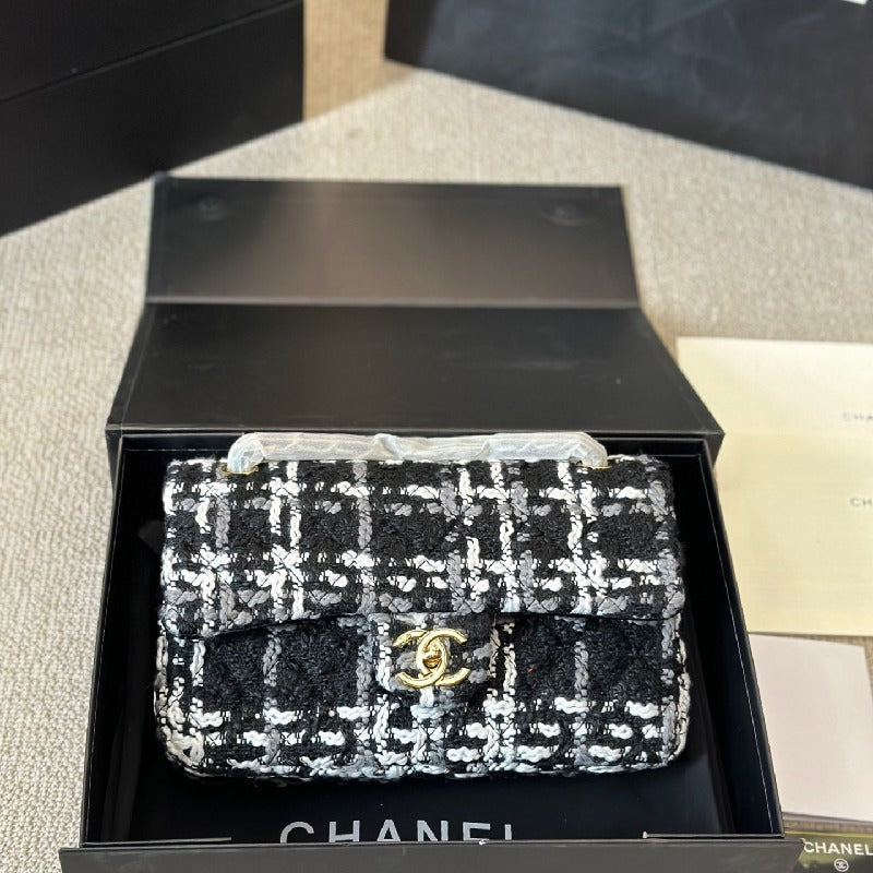 Chanel Flag Chain Kelly bag