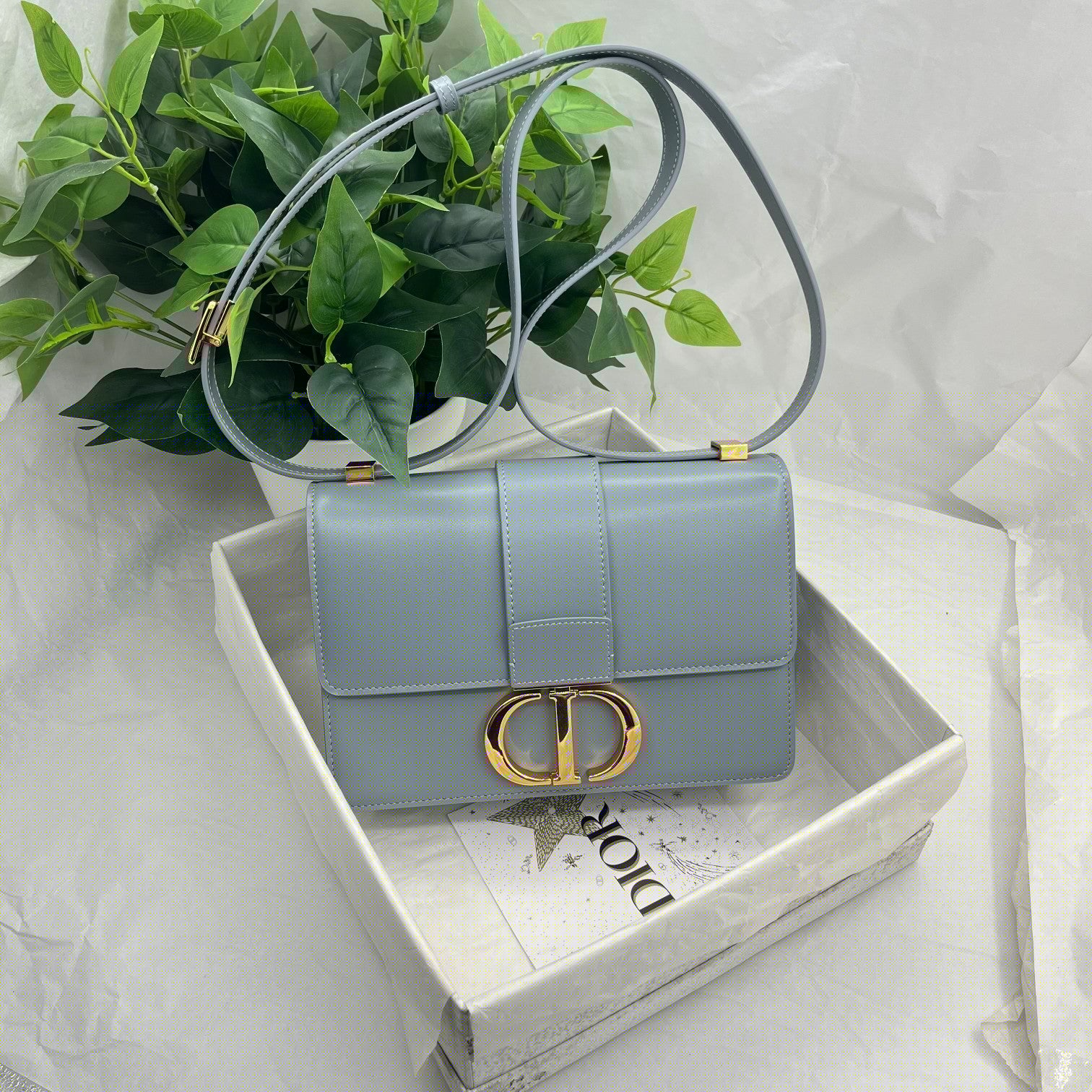 Dior 30 Montaigne CD Shoulderbag Blue, 24 x 17 x 8cm