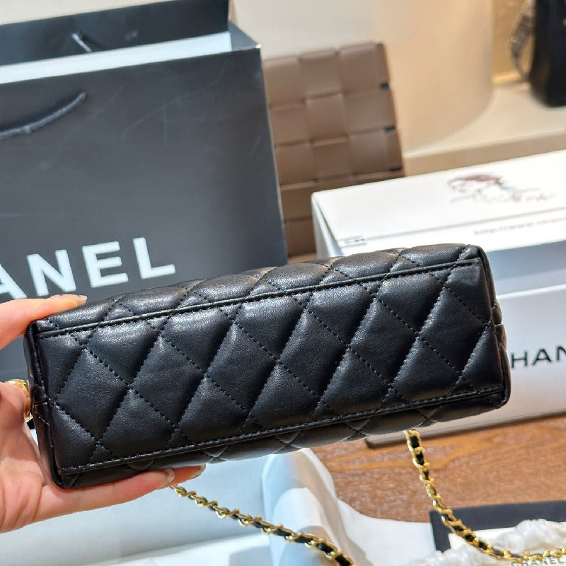 Chanel Flag Chain Kelly bag