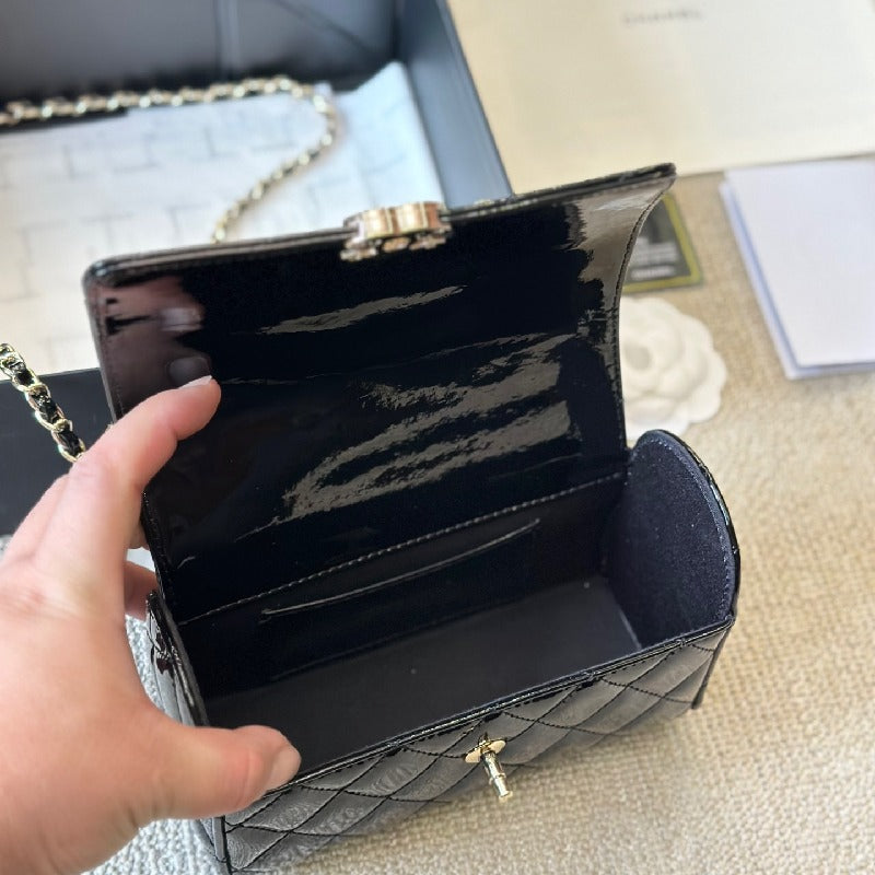 Chanel Flag Chain 23k bag