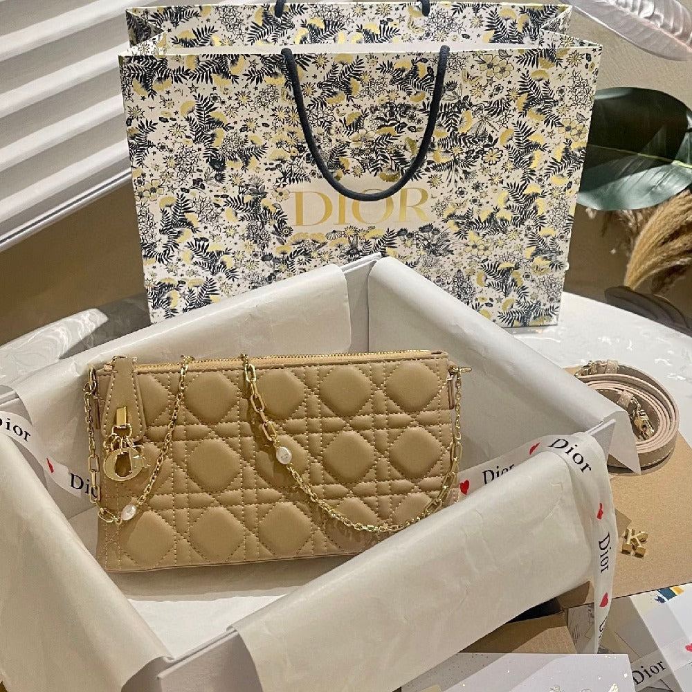 Dior 30 Montaigne Bag Chain Bag 20cm