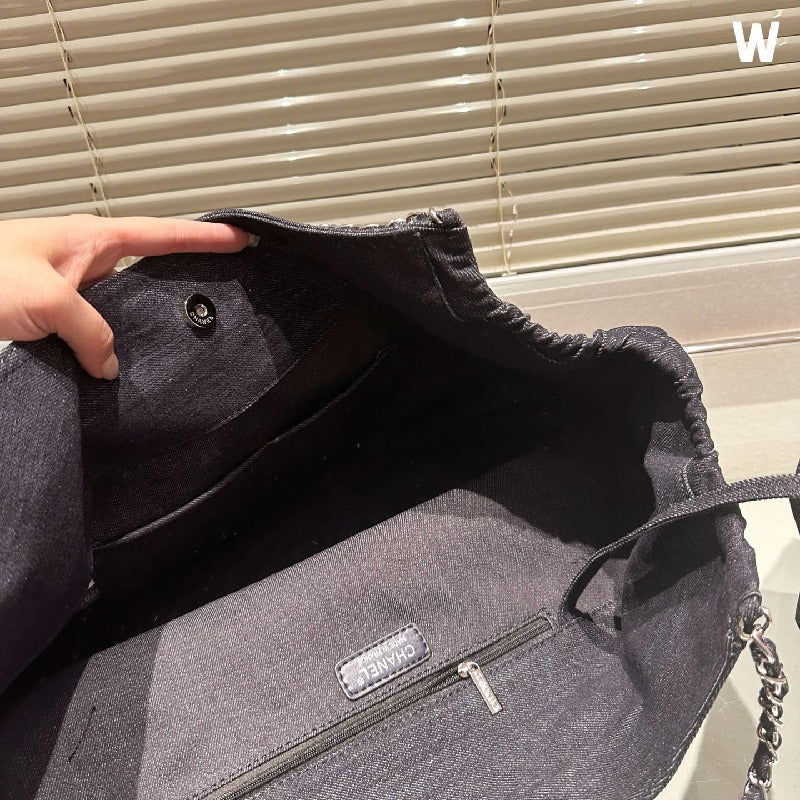 Chanel Shopping Tote Bags