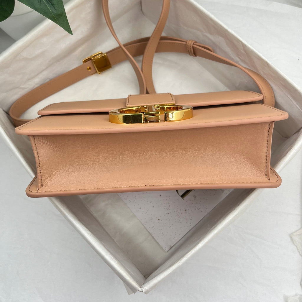 Dior 30 Montaigne CD Shoulderbag Pink, 24 x 17 x 8cm