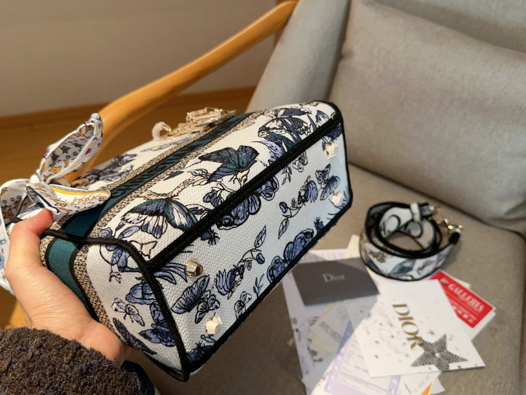 Dior Diana Lady Bag Crossbody Bag 20cm