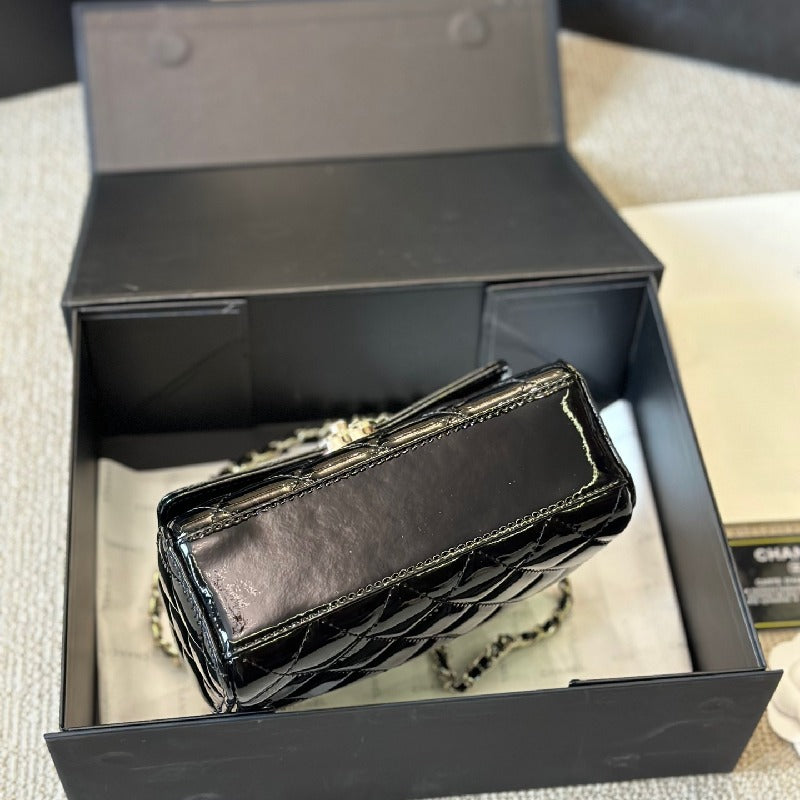 Chanel Flag Chain 23k bag