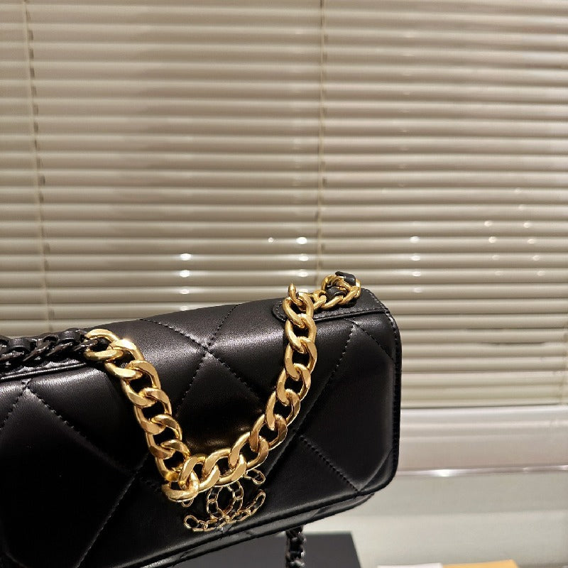 Chanel Woc Crossbody Chain Bag